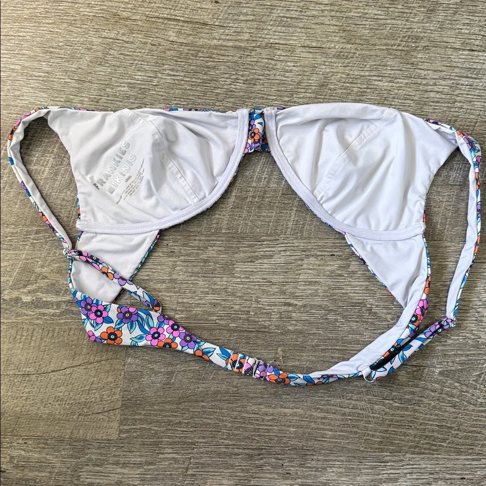 Frankie’s Bikinis Anna Underwire Floral Bikini And Cheeky Bottom Size Large